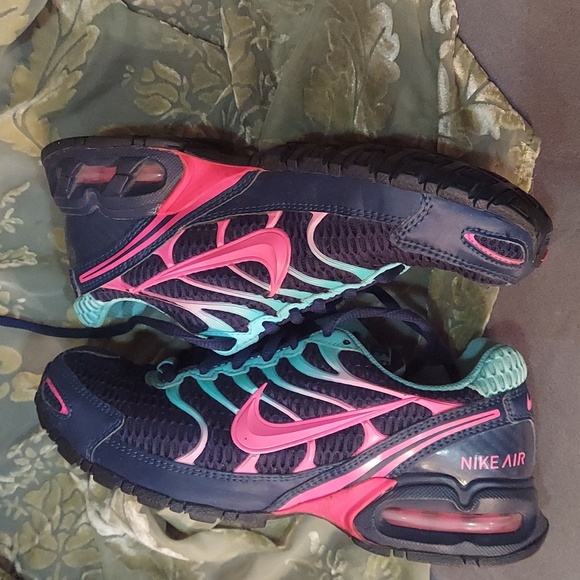 Nike torch 4 women's sneakers size 6.5 - Picture 1 of 3